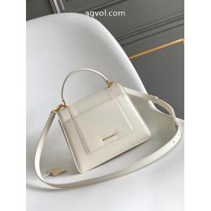 ブランド 激安 BVLGARI バッグ夏先に重宝 格好良い 商品の特長.