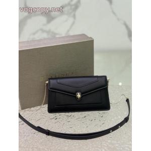目玉商品  立ち上げより入荷! 一気に明るい春夏のスタイルブルガリバッグコピー 品 販売..