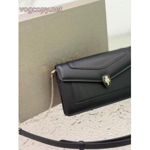 目玉商品  立ち上げより入荷! 一気に明るい春夏のスタイルブルガリバッグコピー 品 販売..
