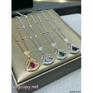 愛らしさ抜群！  防寒力が高まる 新品入荷ブルガリブランド コピー ショップアクセサリー.