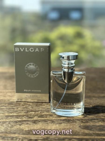 コピー ブランドブランド掲載商品 オシャレさんお勧め! 質感に満足BVLGARIブランド.. 1