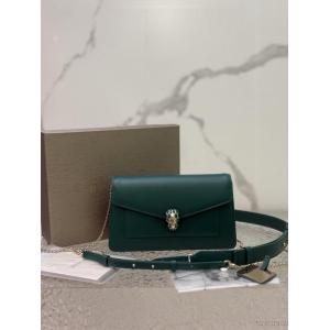偽物 ブランド 販売カジュアルな雰囲気があり 手頃価格 本日限定安いバッグBVLGARI..